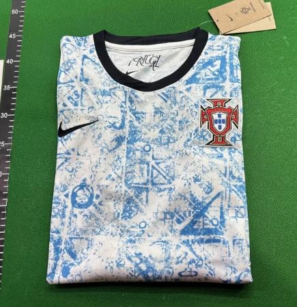 T-shirt van het Portugese elftal van het seizoen 2024 – photo 3